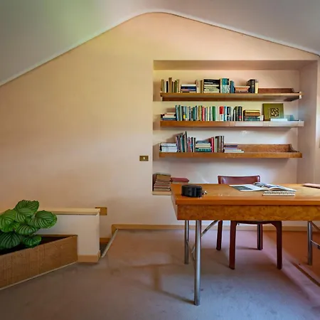 Near Arona Willa Dormelletto