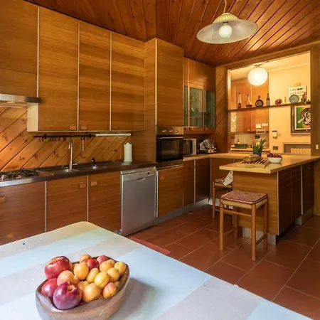 Villa Near Arona