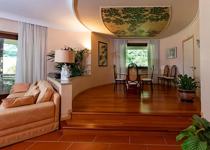 Near Arona ヴィラ ドルメッレット