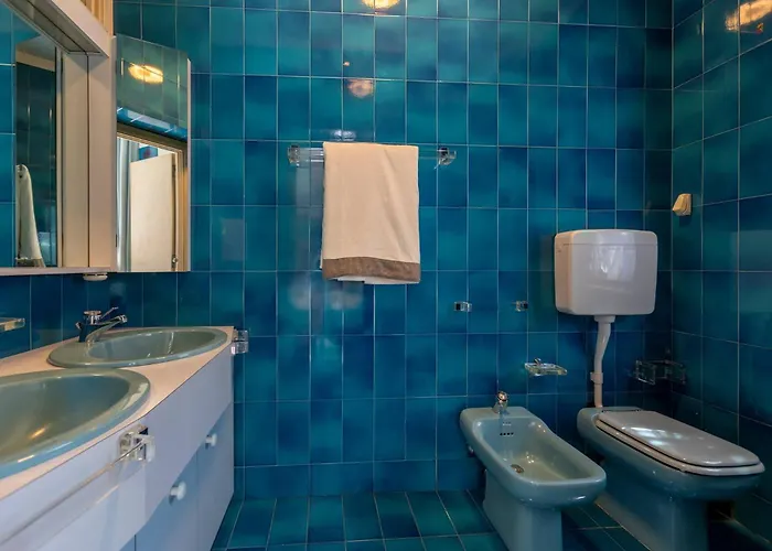 Near Arona * ドルメッレット