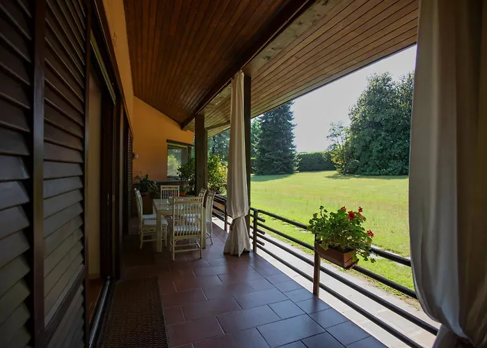 Near Arona ドルメッレット