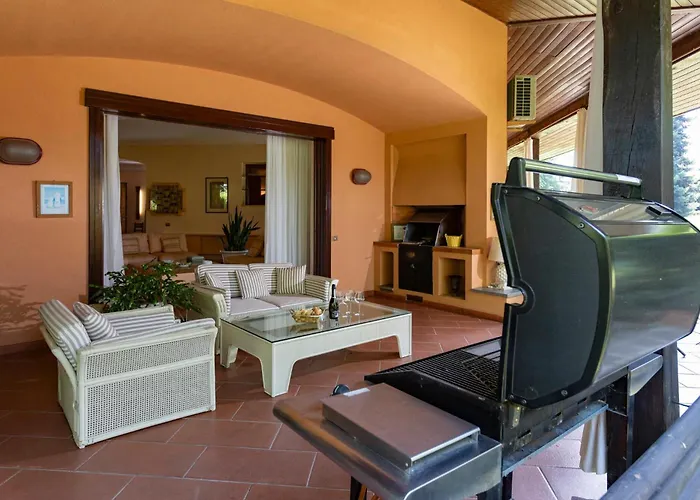 Near Arona ヴィラ *