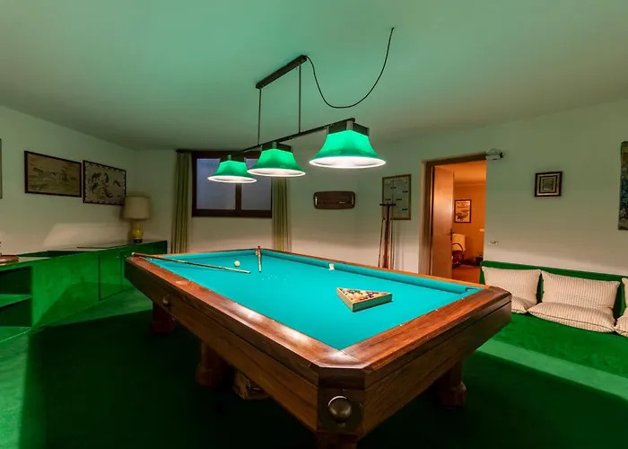 ヴィラ Near Arona ドルメッレット